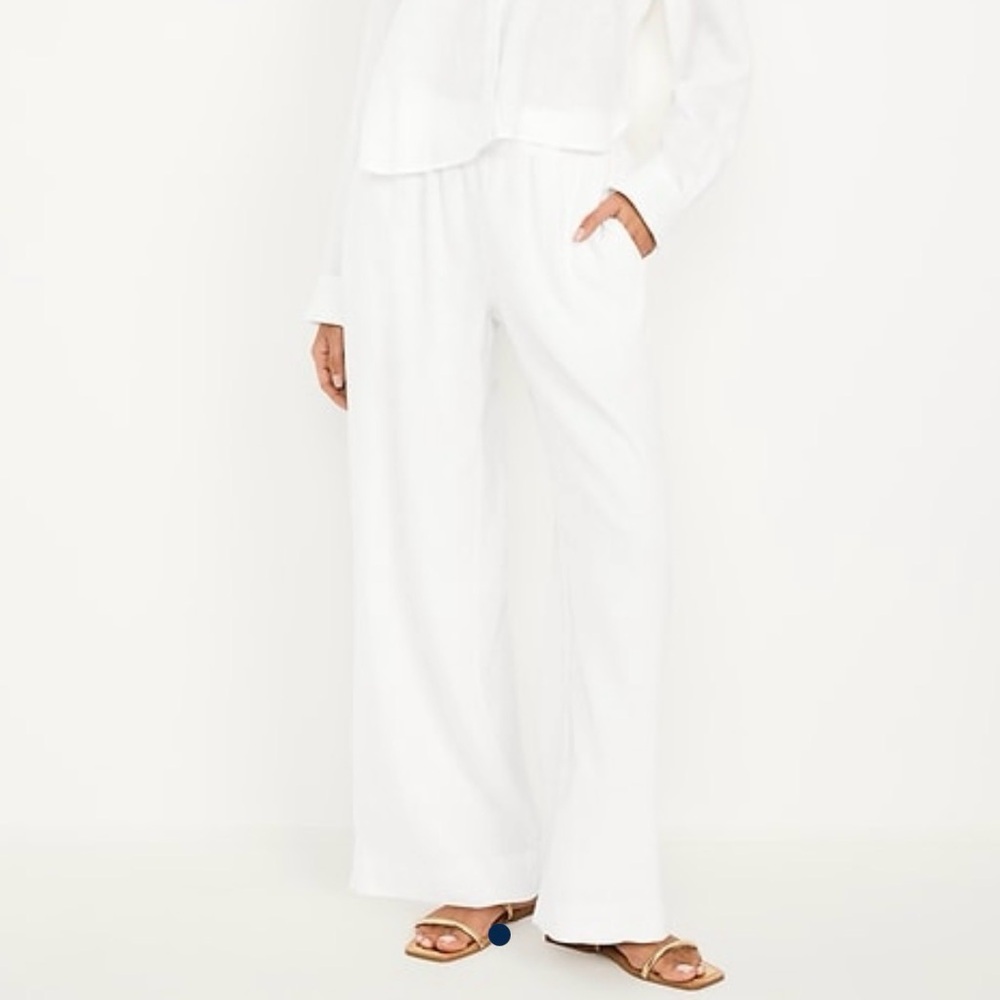 Old Navy White Wide-Leg Pull-On Pants